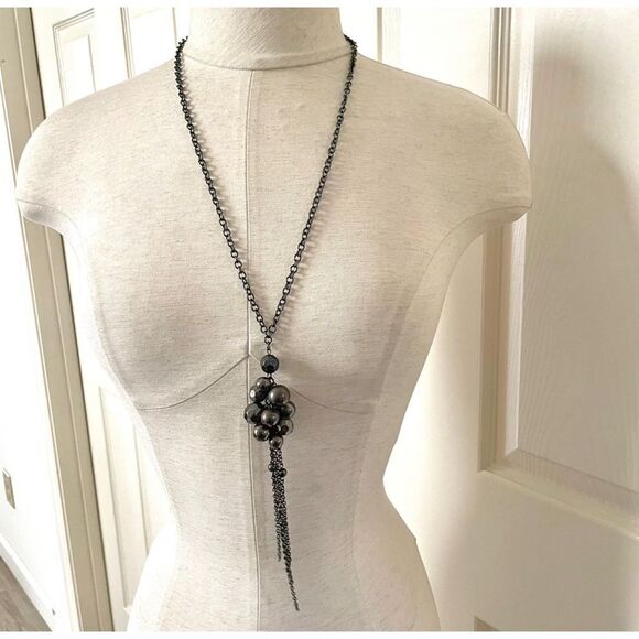 Long black chain beaded cluster necklace - Picture 1 of 12